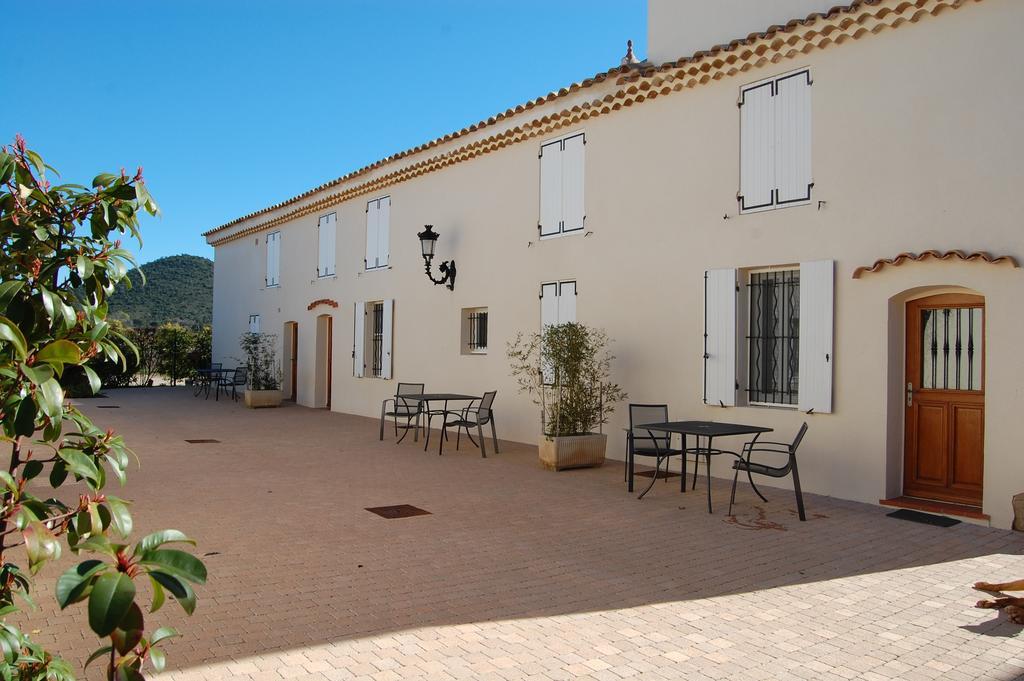Chateau De La Clapiere Hyères Стая снимка